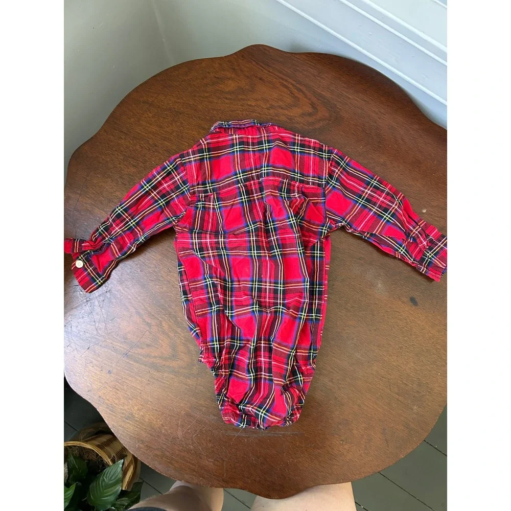 OshKosh Bgosh Baby Boys Red Plaid Long Sleeve Button Front Bodysuit 18 Months